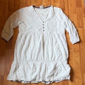 Knox Rose Cream Tunic with Button Detail